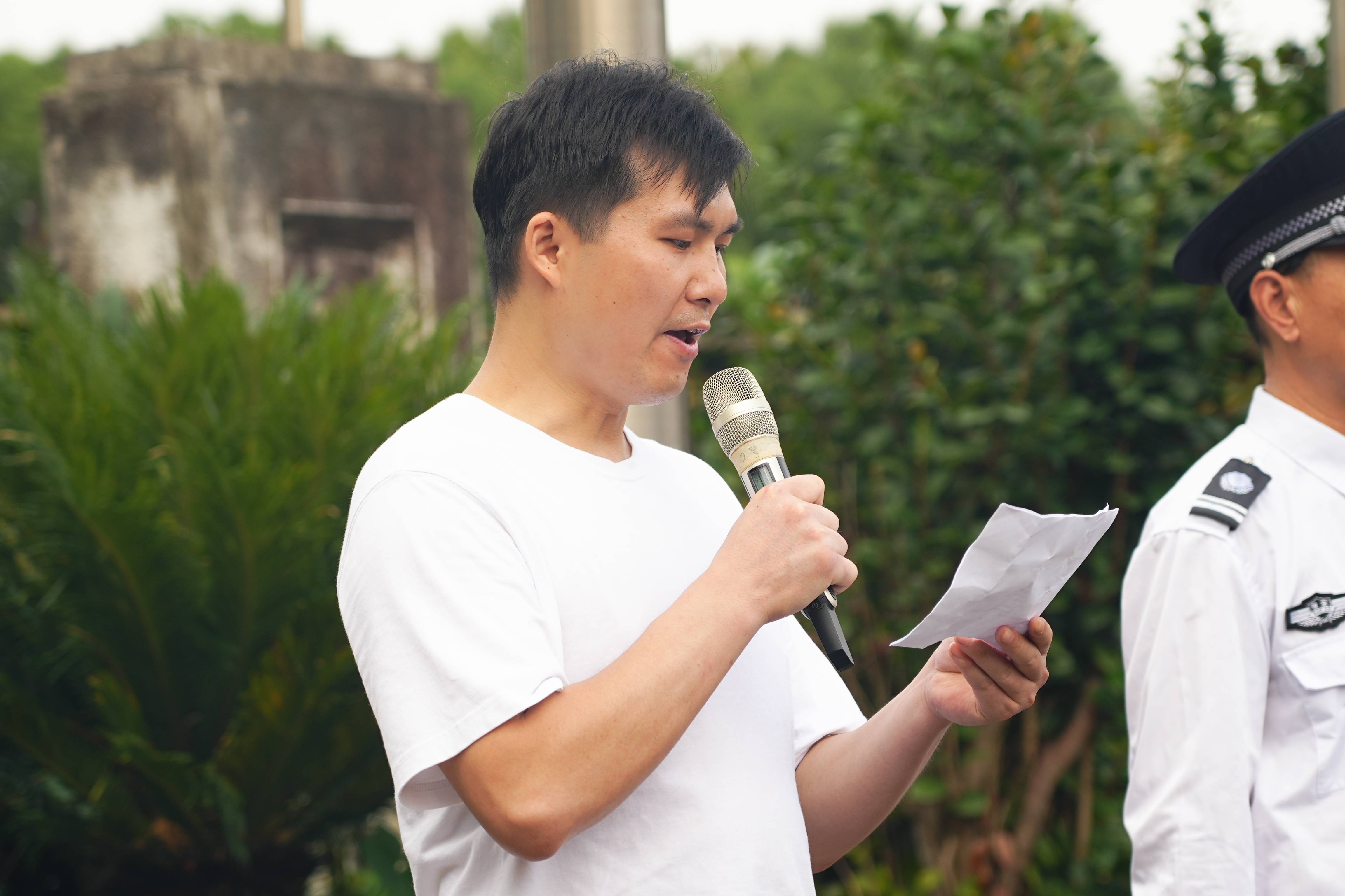 弘揚愛國主義精神，音王慶賀黨的生日
