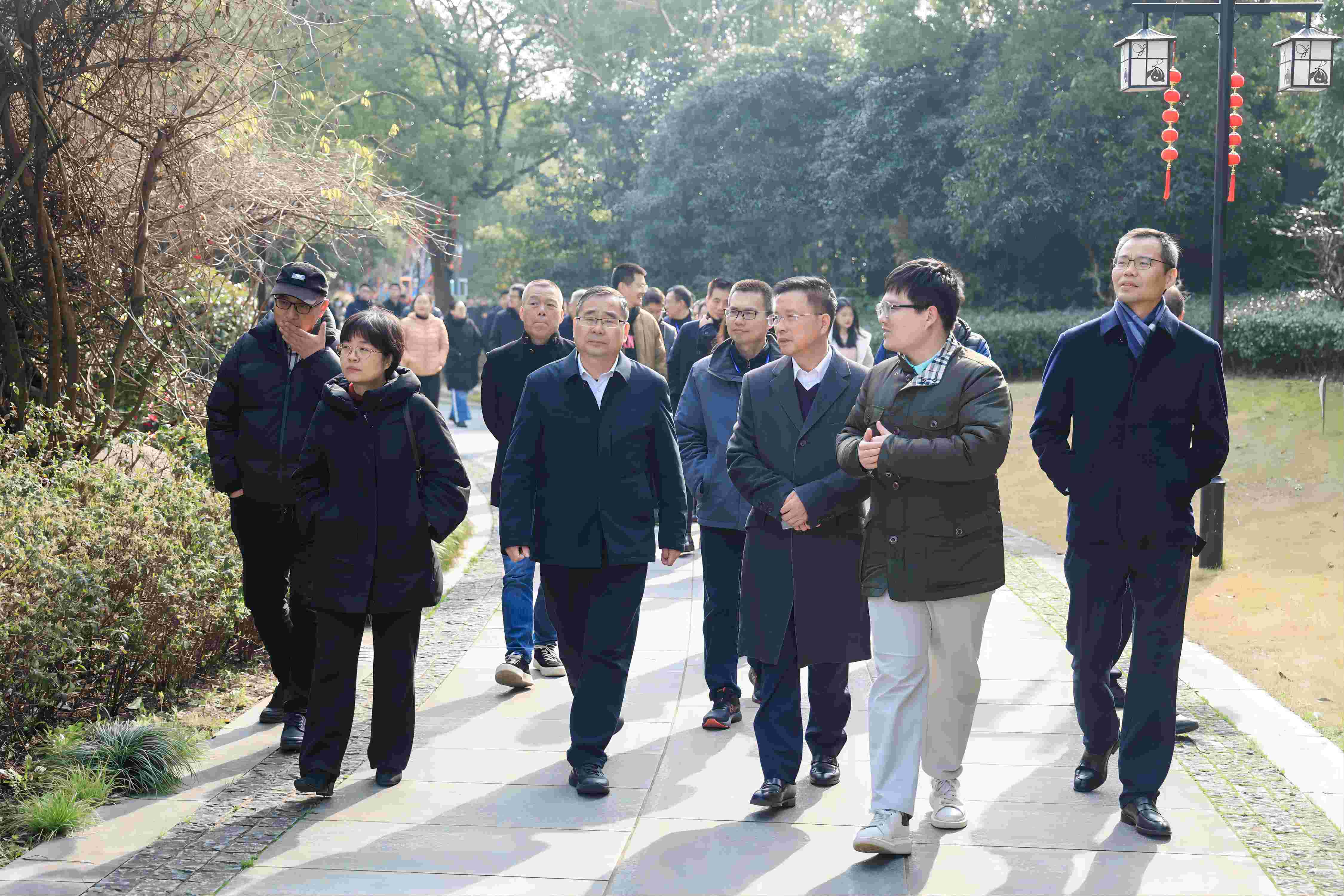 國(guó)家文化和旅游部、浙江省文化廣電和旅游廳考察組一行蒞臨音王考察